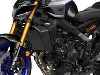 ヤマハ『MT-09 SP』新型発表、ブレンボ製キャリパーにスマートキーも　24年モデルは走りと質感アップ 画像
