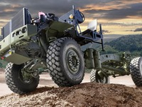 メルセデスベンツ『ウニモグ』から派生、堅牢シャシーが世界の軍用車両のベースに…フランス防衛・安全保障展示会出展へ 画像