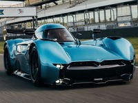 英国の小型シングルシーターEV『スピアリングPURE』が新記録、メルセデスAMG One より速い…ホッケンハイムで 画像
