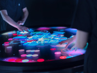 「感動を疑似体験」ヤマハ発動機と楽器のヤマハ、体験型インスタレーション「e-plegona」がデザイン賞 画像