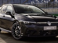VW ゴルフR 改良新型に「ブラックエディション」を欧州で設定…Rパフォーマンスパッケージ 標準装備 画像