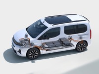 オペルのミニバン『コンボ』にEV登場、航続345km 画像