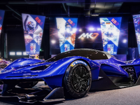 「F1技術の成果」レッドブルが市販ハイパーカー『RB17』発表…900kgのボディに1200馬力V10搭載 画像