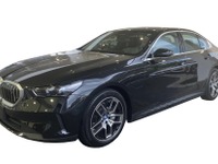 ハイグレード…名鉄交通第三がBMWの電気自動車をハイヤーに導入 画像