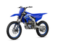モトクロス競技用「ヤマハ YZシリーズ」25年モデル7機種を発売、「YZ450F」「YZ250F」は前後サス仕様変更など戦闘力アップ 画像