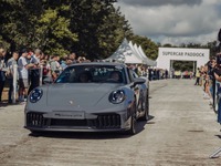 ポルシェ『911』初のハイブリッド誕生、3.6リットル電動ターボの「カレラGTS」 画像