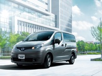 日産『NV200バネット』仕様向上、安全装備を強化　価格は223万1900円から 画像
