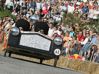 レッドブル、ボックスカートレースを日本で初開催　10月11日、参加者募集中 画像