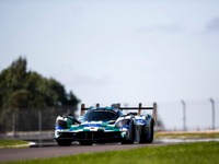 アストンマーティン、ル・マン24時間レースの最高峰に復帰へ…『ヴァルキリー』がテスト開始 画像