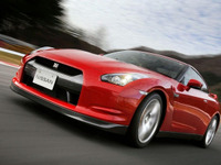 保険料の高い車ランキング、日産 GT-R が第1位…米国 画像