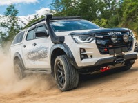 いすゞ『D-Max』を究極のオフローダーに…「Mudmaster」を英国発表 画像