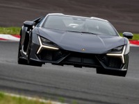 ランボルギーニ、過去最高の業績を達成　『レヴエルト』は2年以上の納車待ち 画像