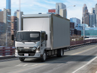 いすゞの新型電動トラック『NRR-EV』、全米でゼロエミッション認証取得…8月から現地生産へ 画像