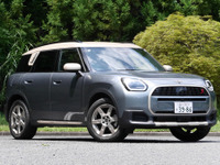 【MINI カントリーマン 新型試乗】名は体をあらわ…していない…中村孝仁 画像