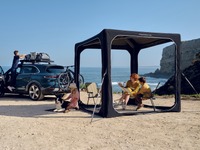 ポルシェ、「数分で膨らむ」新型キャノピーテントを発表 画像