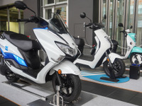 「バイクの日」秋葉原に最新モデルずらり、楽しさ、安全を啓発　小池都知事は「脱炭素」アピール 画像