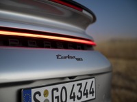 ポルシェ『911ターボ』50周年記念仕様の日本予約を開始、価格は3642万円から 画像