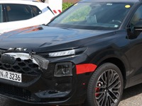 まさに「ベイビーQ7」だ！アウディ『Q3』次期型、ボディ拡大しPHEV導入でパワフルに 画像