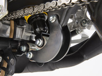 ヤマハ『XSR125』の足つき性を改善！ シート高を20mmダウンできる「ローダウンリンク」発売へ 画像