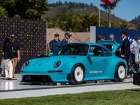 アルカンターラが複数の新型車に採用、現代版『ディアブロ』やクラシック『911』に…モントレーカーウィーク2024 画像