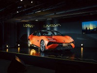 ロータス初の電動ハイパーGT『エメヤ』日本初公開…4シーター5ドアクーペ 画像