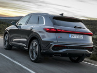 アウディのベストセラーSUVが進化、新型『Q5』の内外装とプロポーション［詳細画像］ 画像