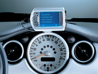 『iPaq』が『MINI』の純正テレマティックスに採用!! 画像