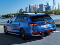 VW『パサート』新型を予約開始、524万8000円から　「ティグアン」「ゴルフ」も同時解禁 画像