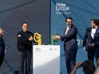 シュワちゃんが立ち合い、BMWのオーストリア工場が再生可能エネルギーへ完全移行 画像