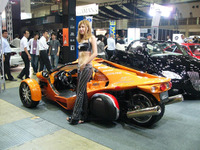 【東京スペシャルインポートカーショー09】輸入車の“痛車”たちが集結! 画像