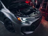 トヨタ『GRカローラ』改良新型、モータースポーツの知見を活かし性能向上…今秋米国発売へ 画像
