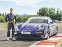 最強のポルシェ『タイカン』がフォーミュラEセーフティカーに、1108馬力の「ターボGT」 画像