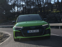 ［15秒でわかる］アウディ『RS3』…400psでニュル最速記録を打ち立てる 画像