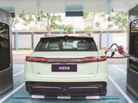 「1秒の充電で1.7km走れる」世界初、1000kW級充電器が登場 画像