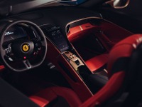 フェラーリ『ローマ・スパイダー』をリサイクル素材でカスタマイズ…「Ferrari One of a Kind」展に展示 画像