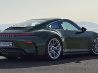ポルシェ『911GT3』改良新型、「ツーリングパッケージ」同時デビュー…大型リアウイング廃止 画像