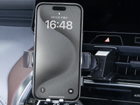 トヨタ『ハリアー』オーナーは注目！ 専用設計された使い勝手の良いスマホホルダーが新登場【特選カーアクセサリー名鑑】 画像