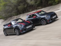 MINIハッチバックとコンバーチブル「JCW」に改良新型、231馬力ターボ搭載…内外装もリニューアル 画像