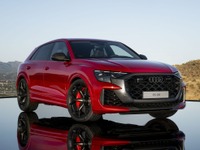 アウディスポーツ史上最強のエンジン車、『RS Q8』に631馬力の「performance」登場 画像