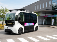 トヨタ、NTTと自動運転の事故予見ソフト開発で連携［新聞ウォッチ］ 画像