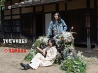 人気のヤマハ『XSR125』がアート作品に…新進気鋭のデニムアパレルとコラボ、限定「つなぎ」も発売 画像