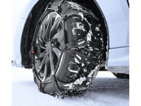 カーメイト、ラクラク装着の新型タイヤチェーン「イージーフィット」発表 画像