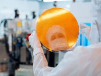 インフィニオン、世界最薄20μmのシリコンパワーウエハー開発、AI時代の電力効率化へ 画像
