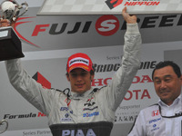 【Fニッポン 第4戦】決勝…師匠ゆずりの走り、デュバルが大雨の中で2勝目 画像