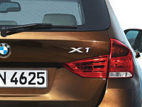 BMWの小型SUV、X1…ティーザー写真第3弾 画像