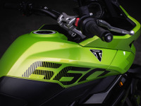 「くっそかっこいいやん！」トライアンフの新型ミドルアドベンチャー登場にSNSは好感触 画像