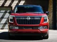 日産のフルサイズSUV『アルマーダ』新型、ベース価格は5.6万ドルに据え置き…12月米国発売へ 画像