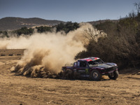 トーヨータイヤ「OPEN COUNTRY」装着車両がメキシコ開催の「スコア・バハ1000」3位入賞で、最上位クラス年間チャンピオン獲得 画像