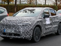 日産『リーフ』次期型はAWDクロスオーバーに進化！ 初のデュアルモーター搭載も 画像