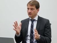 SDV開発の期間短縮やツール統合に対応する、PTCのALMソリューション「Codebeamer」 画像